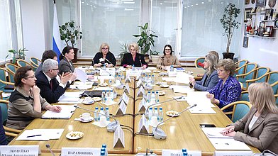 Заседание Комитета по защите семьи, вопросам отцовства, материнства и детства