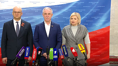 Пресс-подход представителей фракции «Единая Россия»