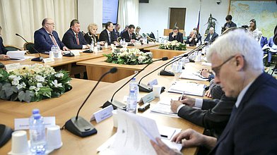 Круглый стол на тему «Интеграция науки и производства в АПК: направления и механизмы»