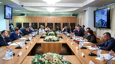 Круглый стол на тему «Законодательные аспекты цифровизации процессов производства и сбыта продукции сельхозпереработки: новые возможности АПК»