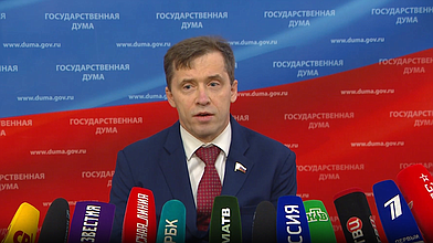 Пресс-подход представителей фракции "Единая Россия"