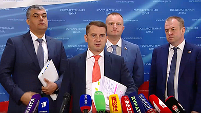 Пресс-подход представителей фракции ЛДПР