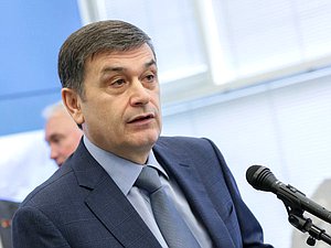 Член Комитета по безопасности и противодействию коррупции Адальби Шхагошев